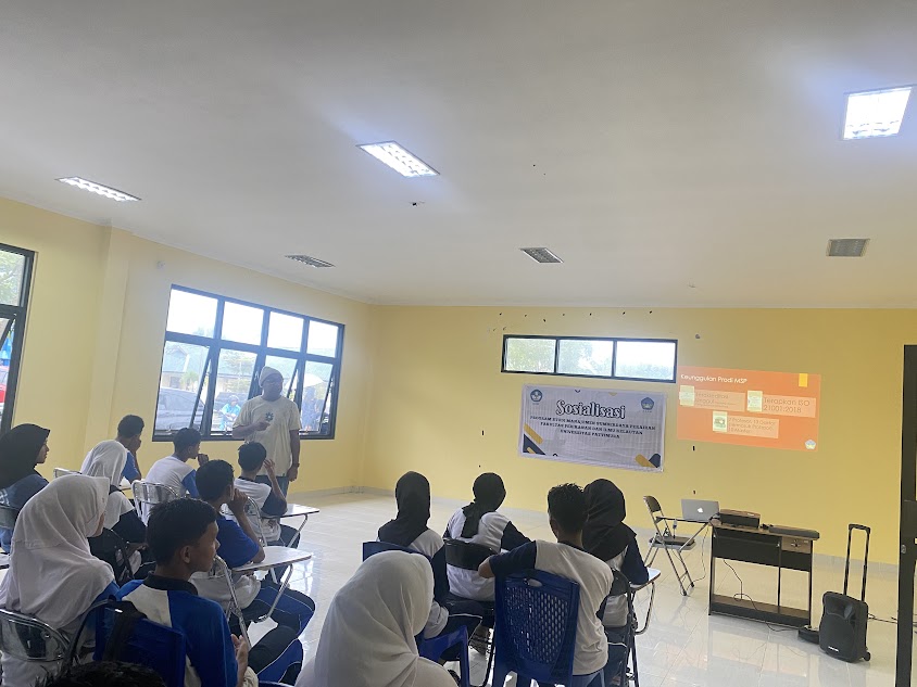 Foto bersama setelah sosialisasi PS MSP FPIK Unpatti-SMA N 6 Maluku Tengah-1